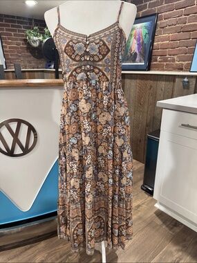 Wild Collective floral midi dress, NWT